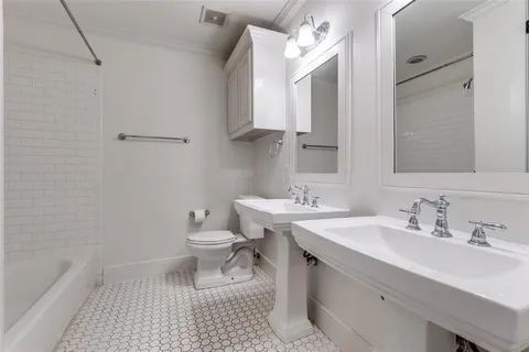 $1,875,000 | 7838 Southwestern Boulevard, Dallas, TX 75225