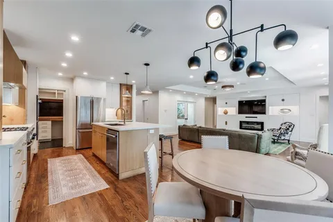 $1,875,000 | 7838 Southwestern Boulevard, Dallas, TX 75225