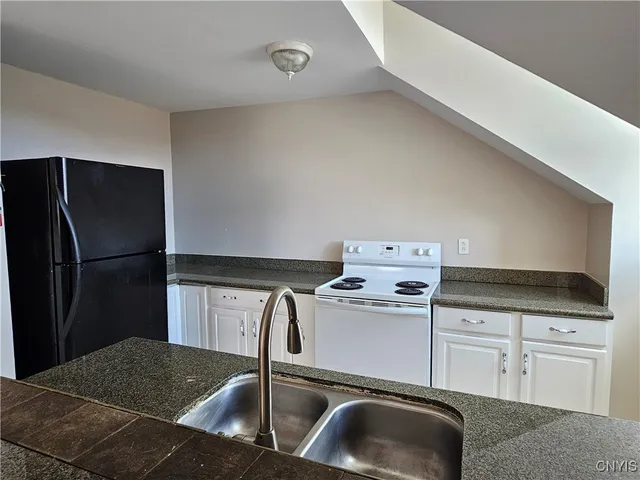 $395,000 | 3 Hopper Street, Utica, NY 13501