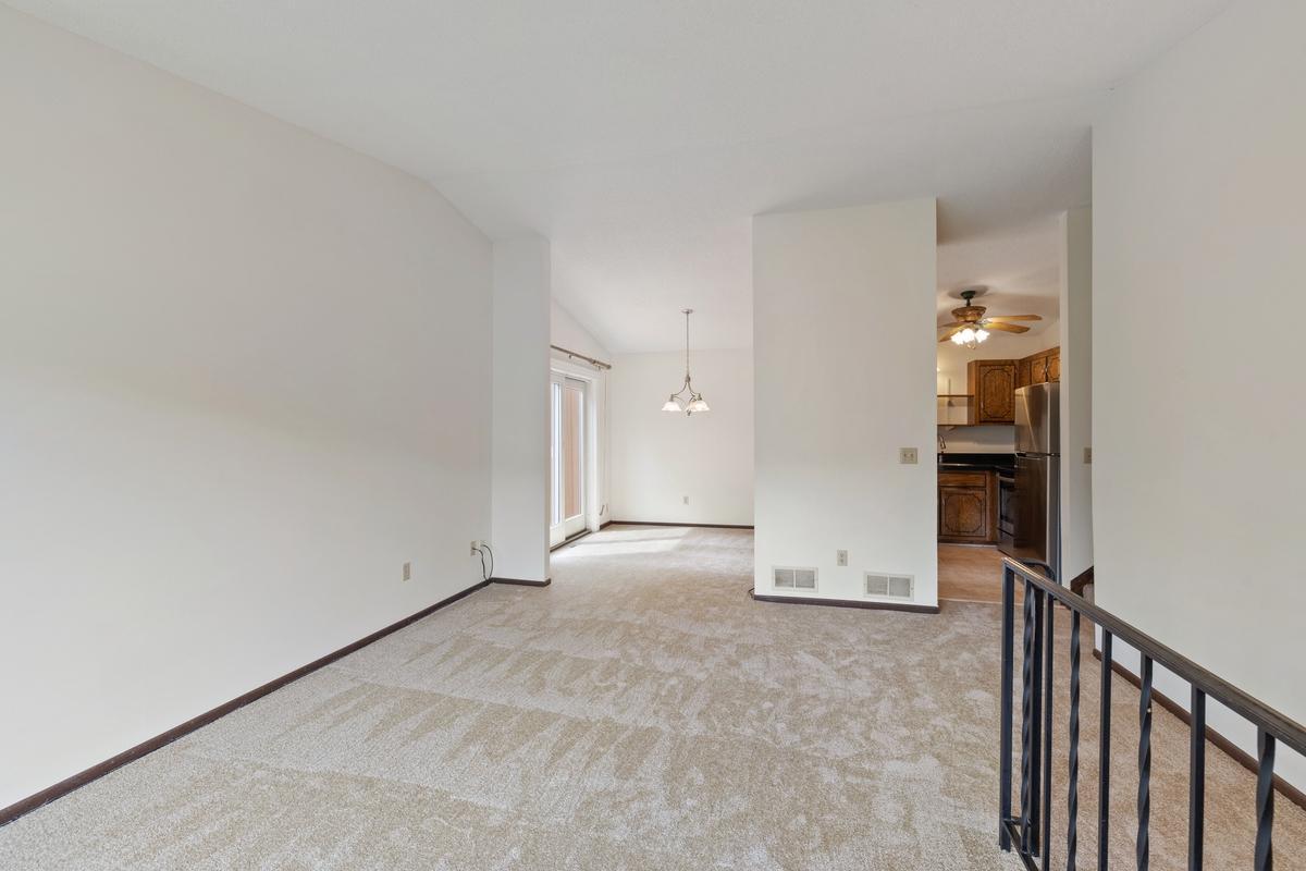 6744 Foliage Court Rosemount, MN 55068 - Photo 8 of 23