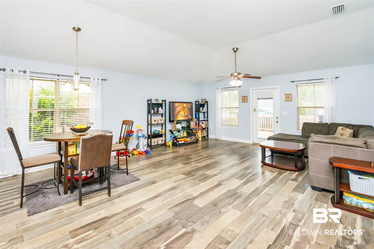 8260 Savage Loop Theodore, AL 36582 - Photo 2 of 23