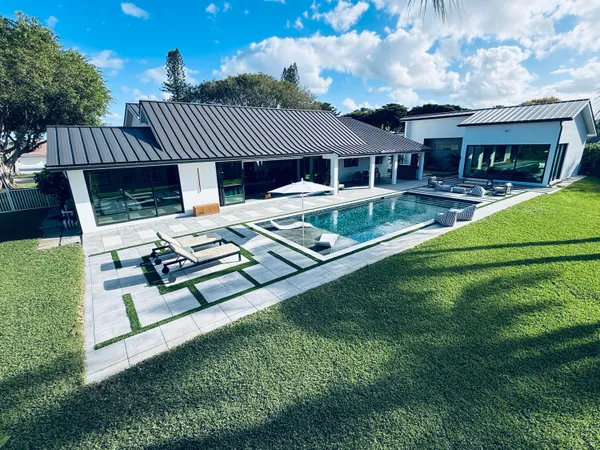 $4,149,000 | 256 Hamlet Drive, Delray Beach, FL 33445