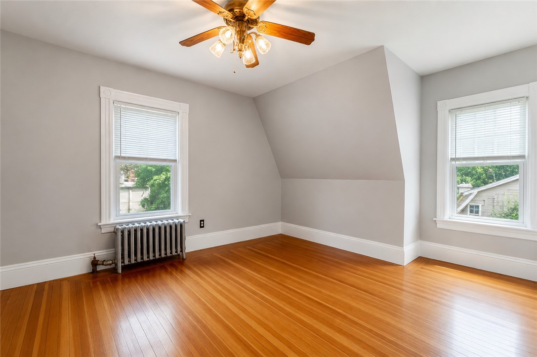 225 Hunts Avenue Pawtucket, RI 02861 - Photo 30 of 35