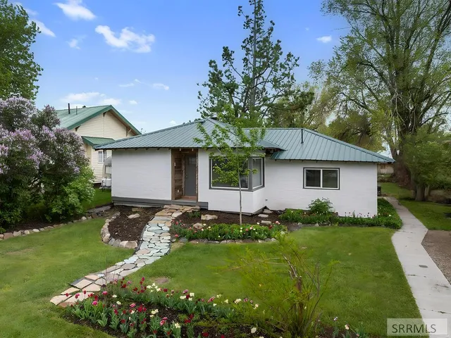 $299,000 | 225 West Kootenai, Rockland, ID 83271