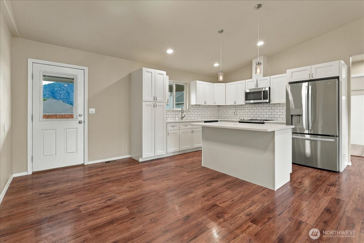 405 Ridgewood Drive Manson, WA 98831 - Photo 14 of 34 Gallery Image 14