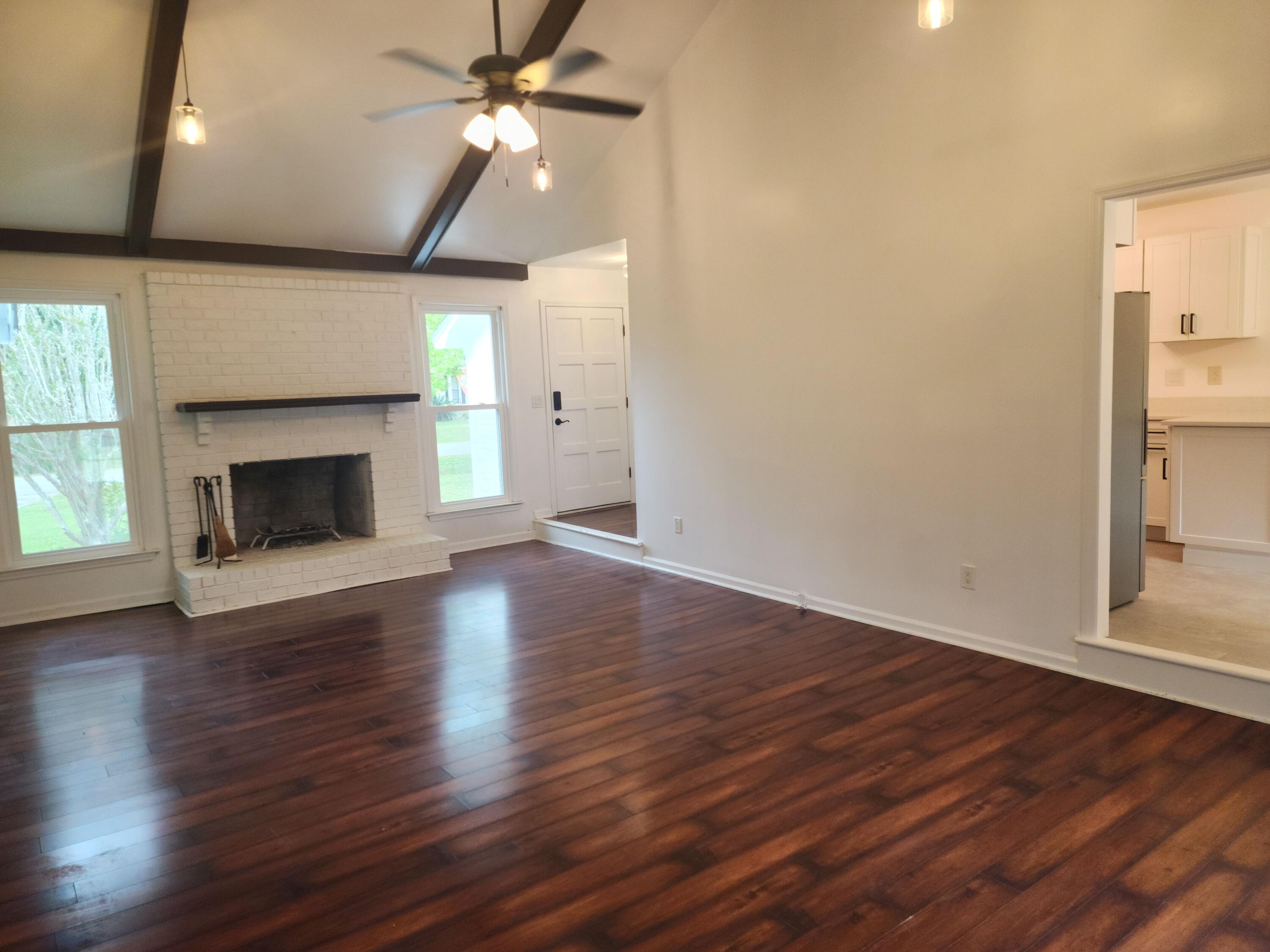 747 Brant Road Charleston, SC 29414 - Photo 5 of 28 20260501_112730