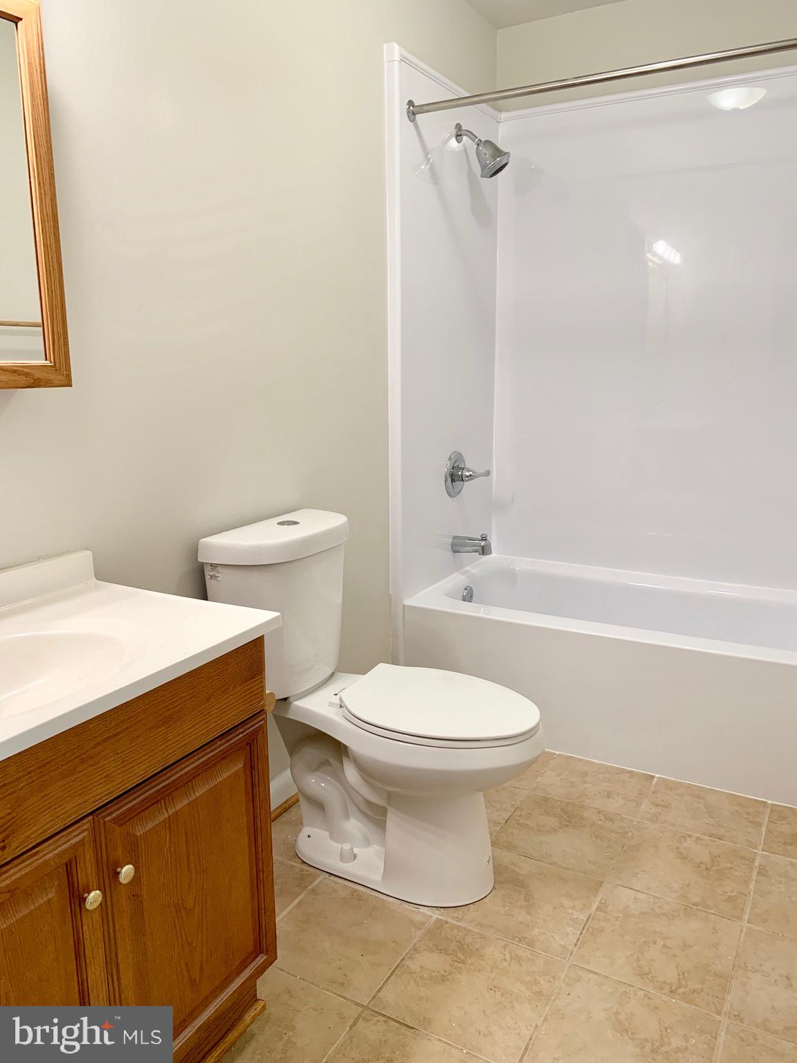 213 Dry Mill Road Southwest Leesburg, VA 20175 - Photo 10 of 16 Full Bath