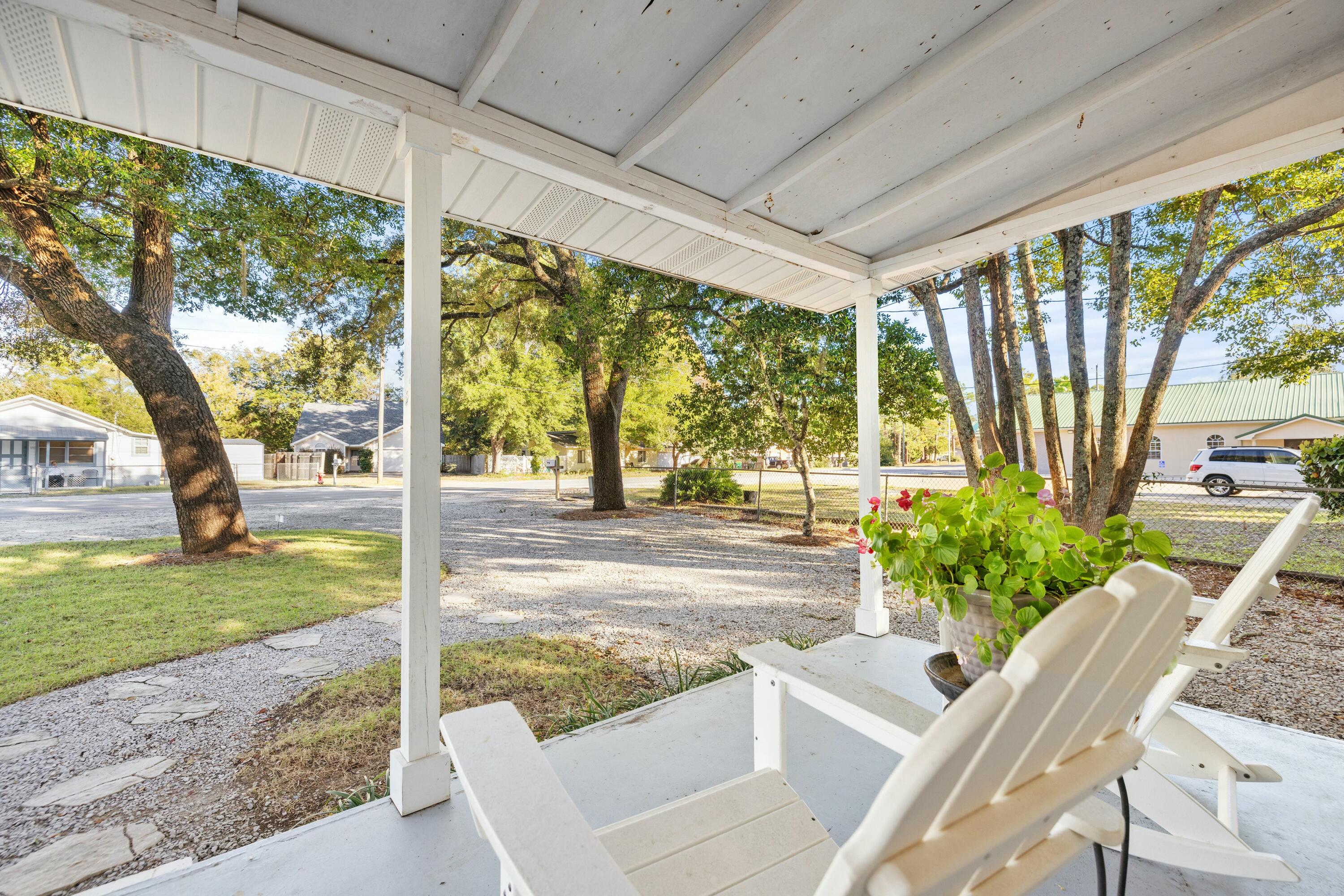1211 Finck Road Niceville, FL 32578 - Photo 8 of 30 tempImagewmTmMg