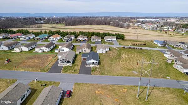 $272,500 | 17 Burke Drive, Shippensburg, PA 17257