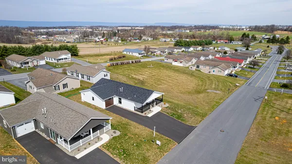 $272,500 | 17 Burke Drive, Shippensburg, PA 17257