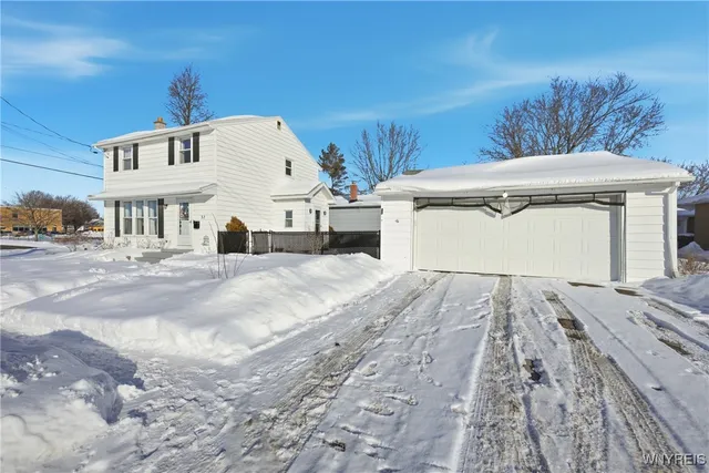 $299,000 | 37 Richmond Avenue, Lancaster, NY 14086