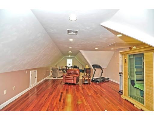 42 Birch Island Road Webster, MA 01570 - Photo 21 of 26 Gallery Image 21