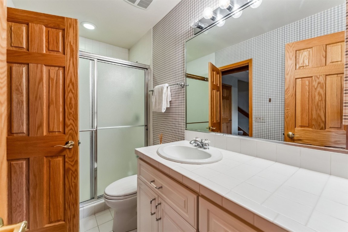 1118 Penstemon Road Keystone, CO 80435 - Photo 43 of 50 Pass-through bathroom