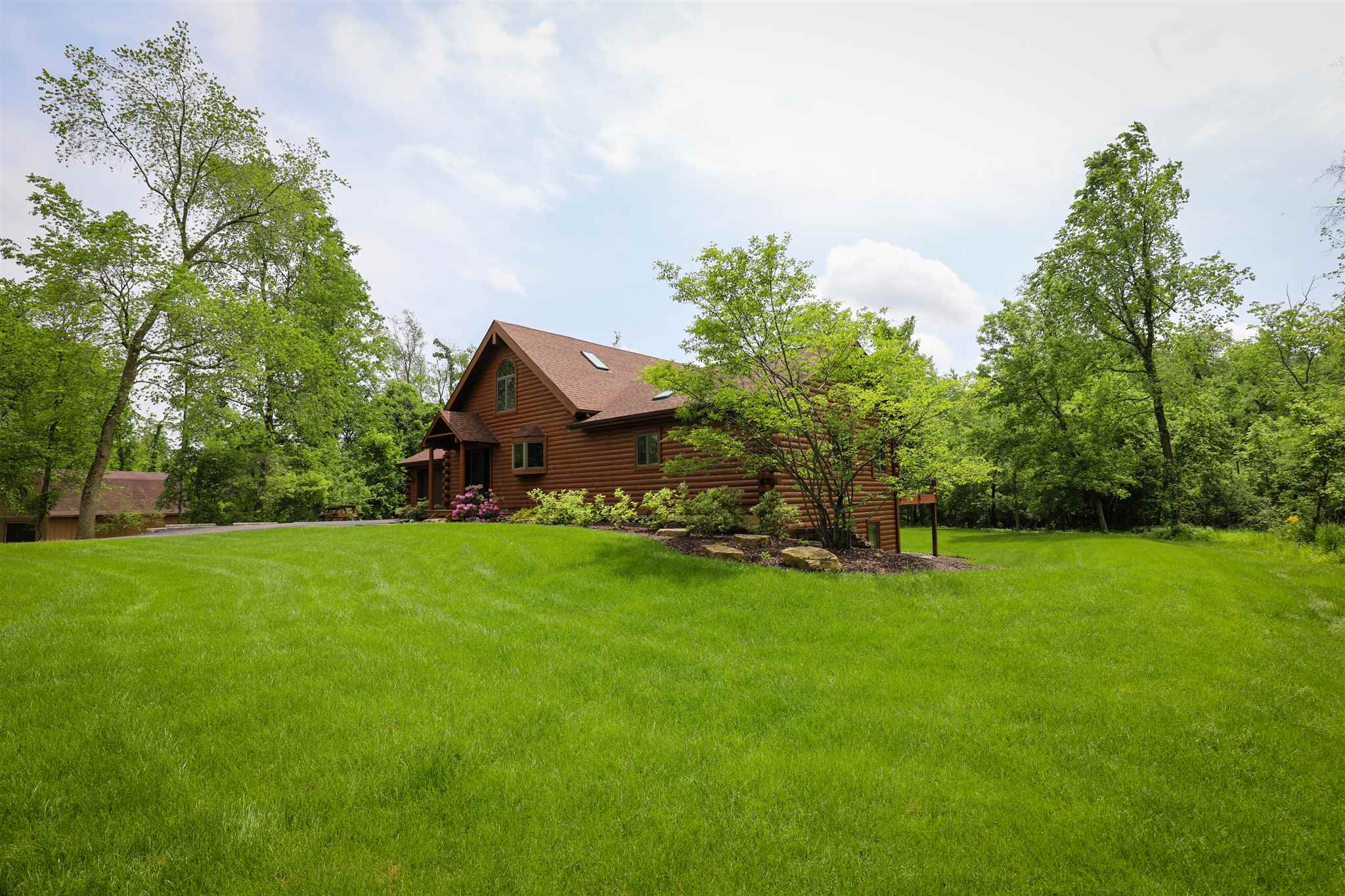 17519 Zubrick Road Roanoke, IN 46783 - Photo 3 of 36