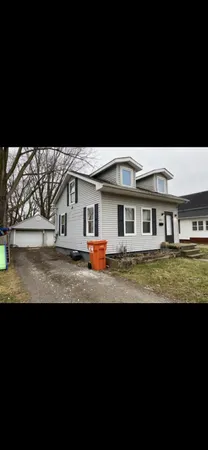 $73,000 | 631 Woodlawn Avenue, Owosso, MI 48867