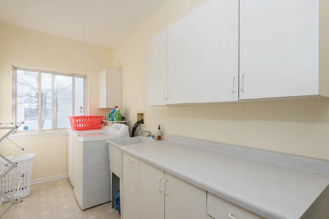 $399,000 | 39128 North Ogden Lane, Beach Park, IL 60083