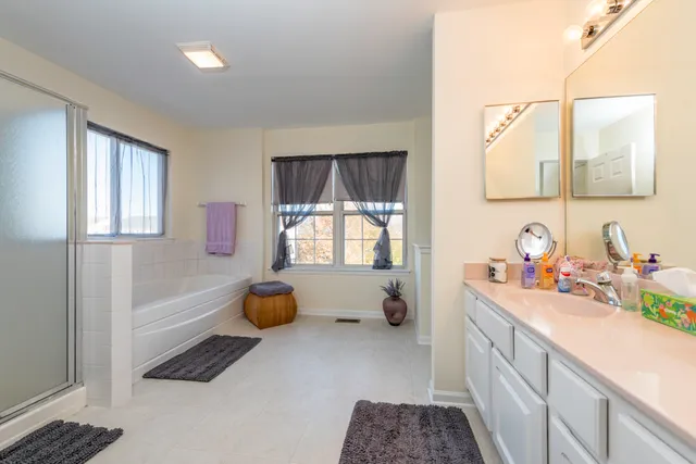 $399,000 | 39128 North Ogden Lane, Beach Park, IL 60083