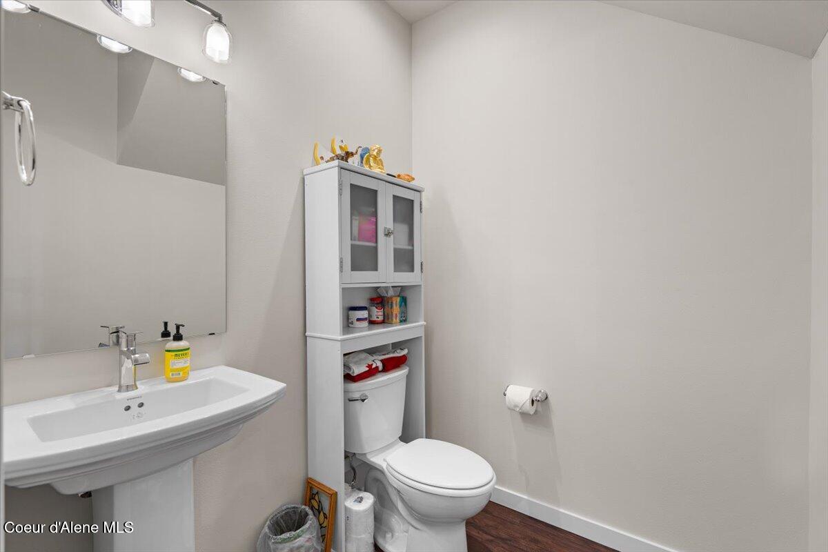 1090 East 4th Avenue Post Falls, ID 83854 - Photo 20 of 43 20-Half bath