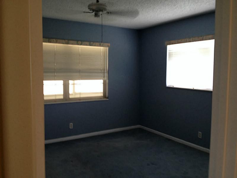 385 Markham R, Unit 385 Deerfield Beach, FL 33442 - Photo 5 of 18 Bedroom Master