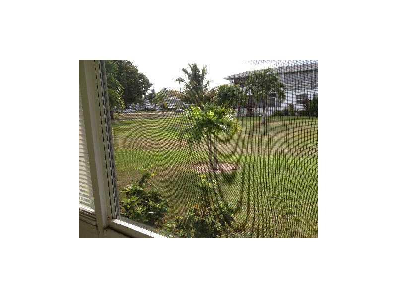 385 Markham R, Unit 385 Deerfield Beach, FL 33442 - Photo 9 of 18 View