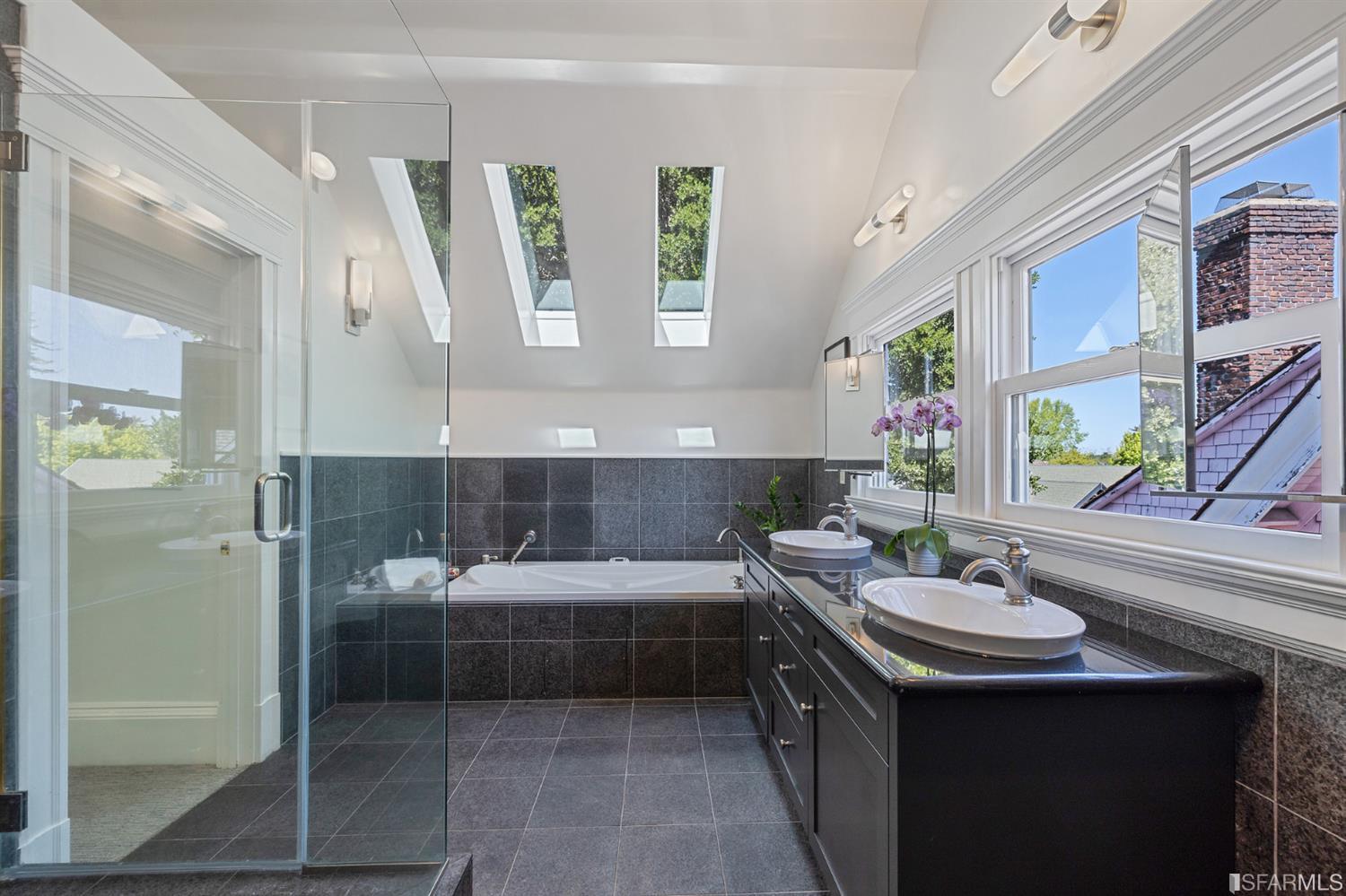 1011 Grand Street Alameda, CA 94501 - Photo 54 of 72