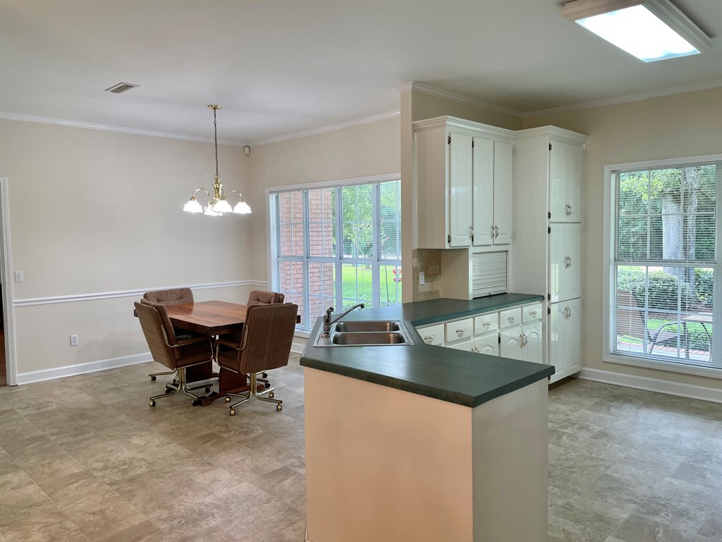 719 Trawick Road Dothan, AL 36305 - Photo 6 of 18