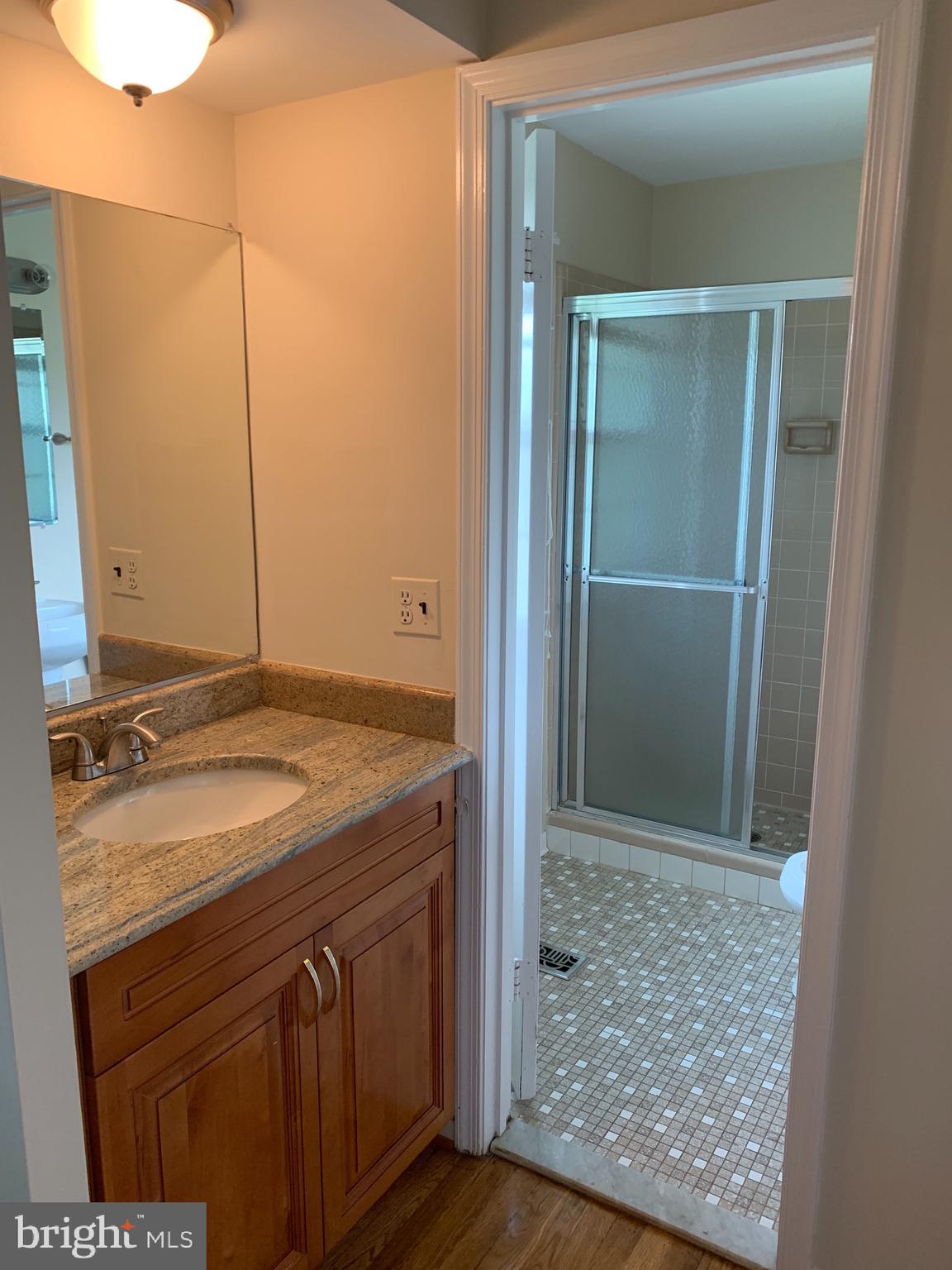 9700 Brookford Road Potomac, MD 20854 - Photo 21 of 27