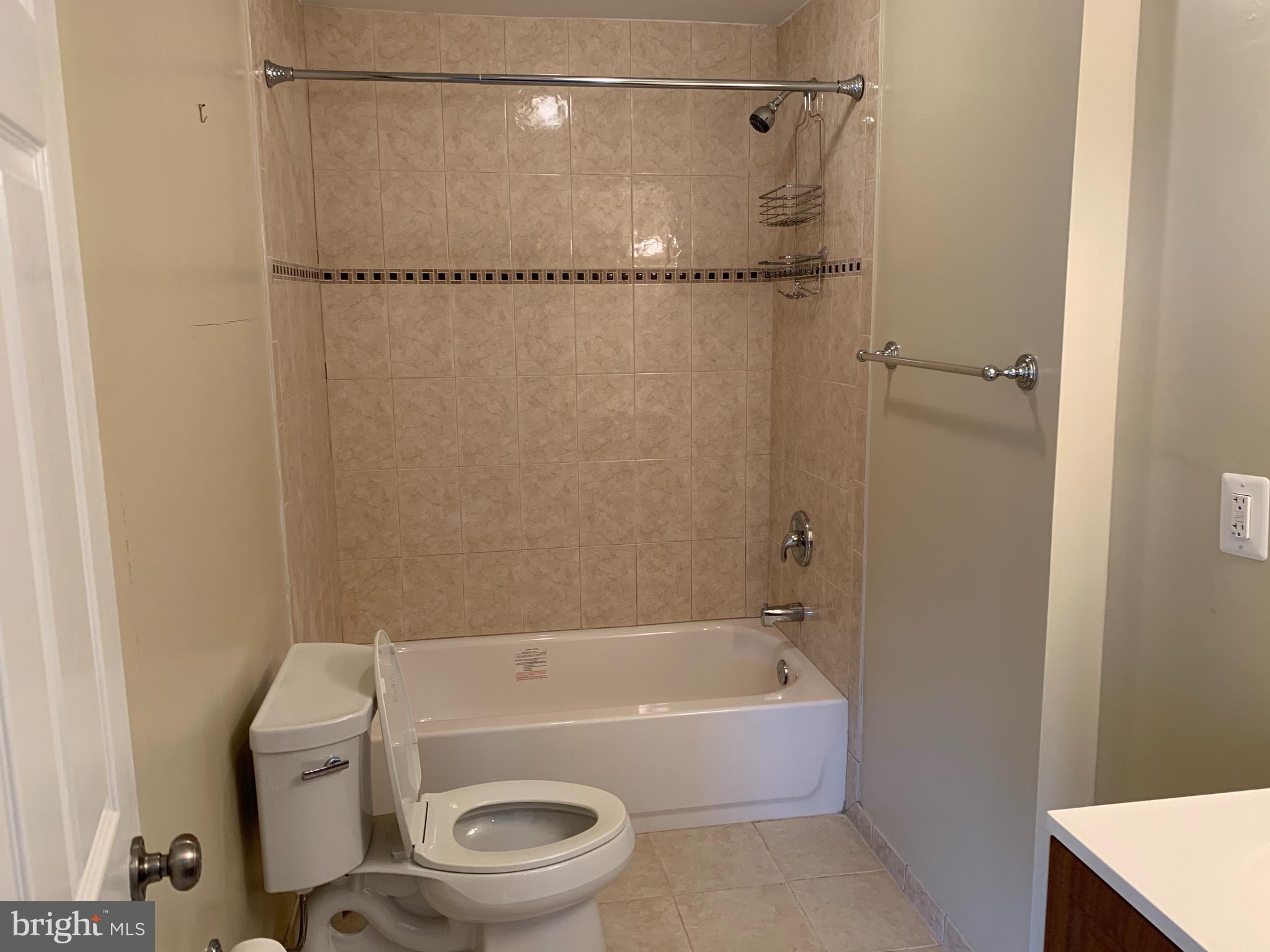 9700 Brookford Road Potomac, MD 20854 - Photo 22 of 27