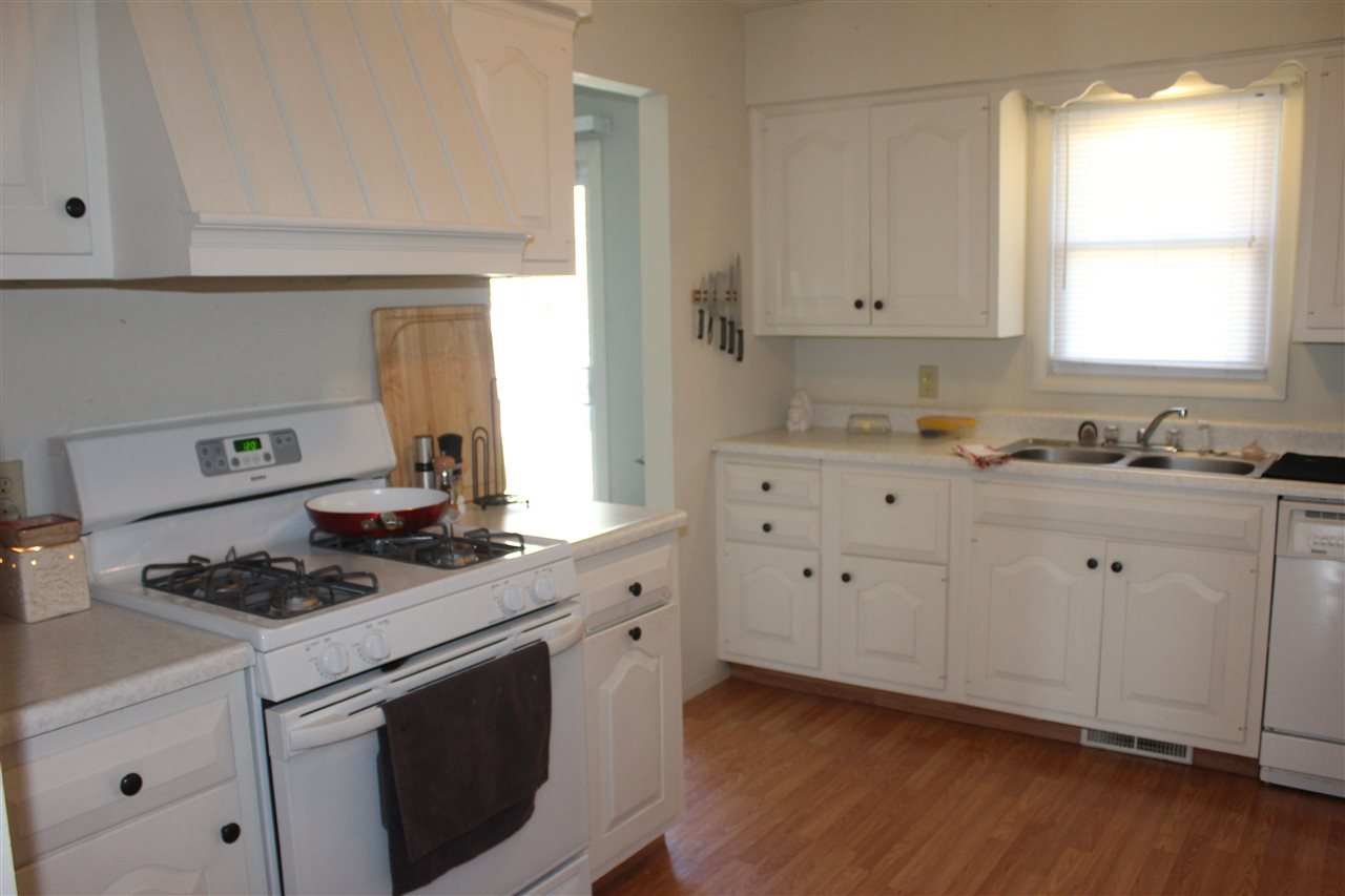 20561 Old Mill Road South Bend, IN 46637 - Photo 6 of 24 Gallery Image 6