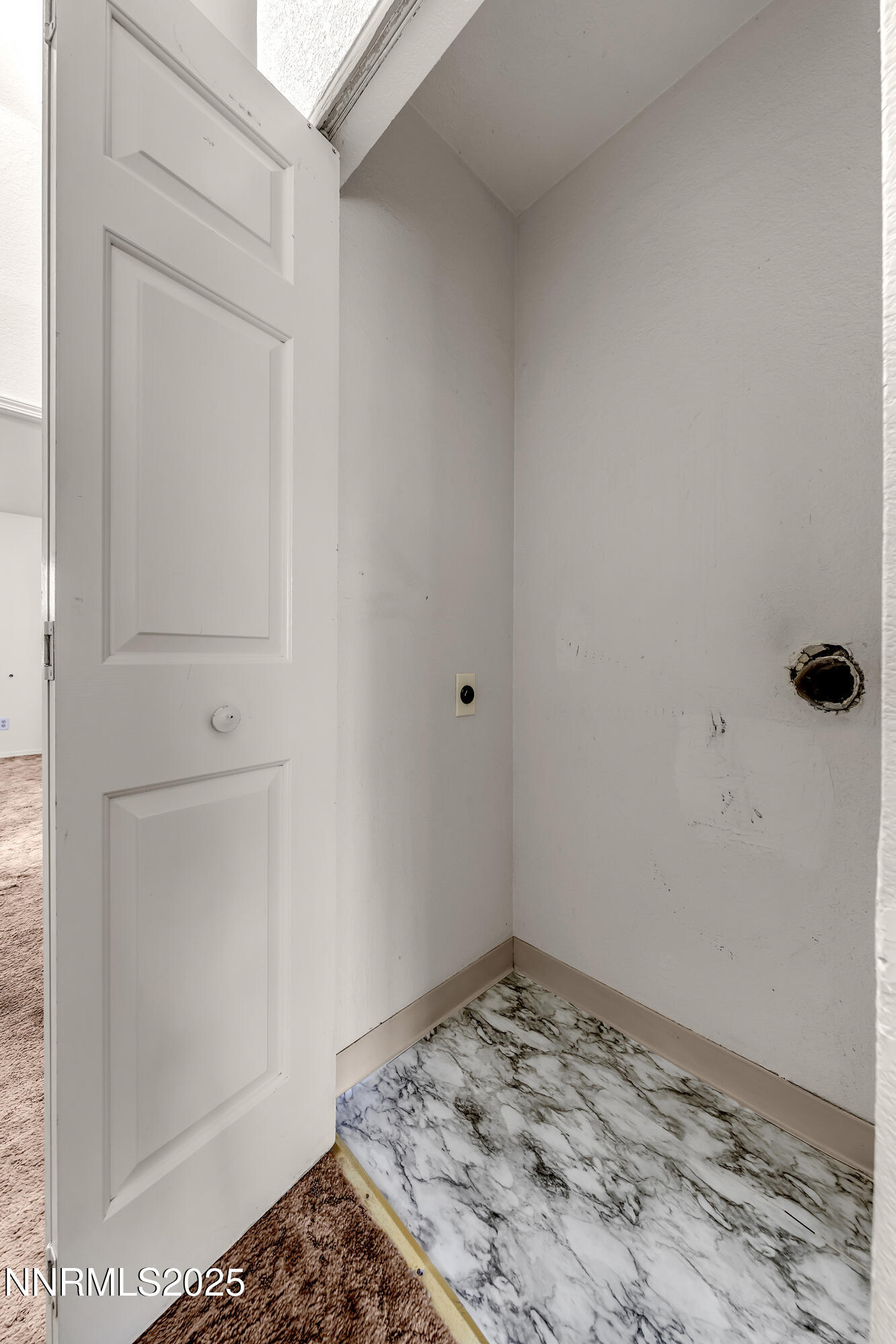 2650 Plumas Street, Unit 11 Reno, NV 89509 - Photo 27 of 33 a view of utility room