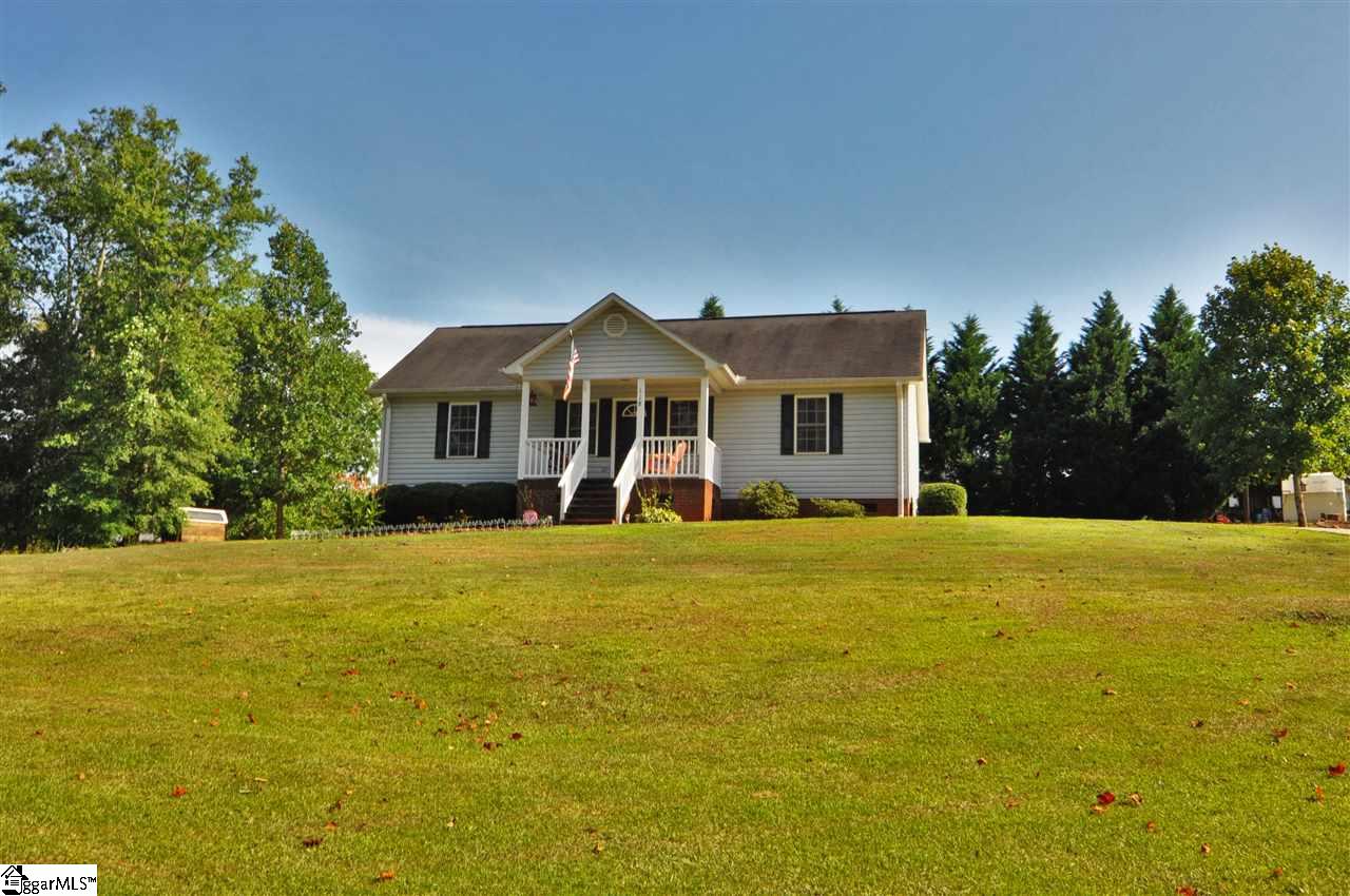 118 Homeland Road Pickens, SC 29671 - Photo 1 of 28 Gallery Image 1