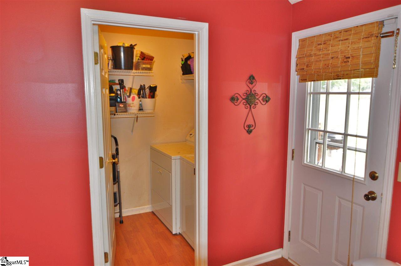118 Homeland Road Pickens, SC 29671 - Photo 13 of 28 Gallery Image 13
