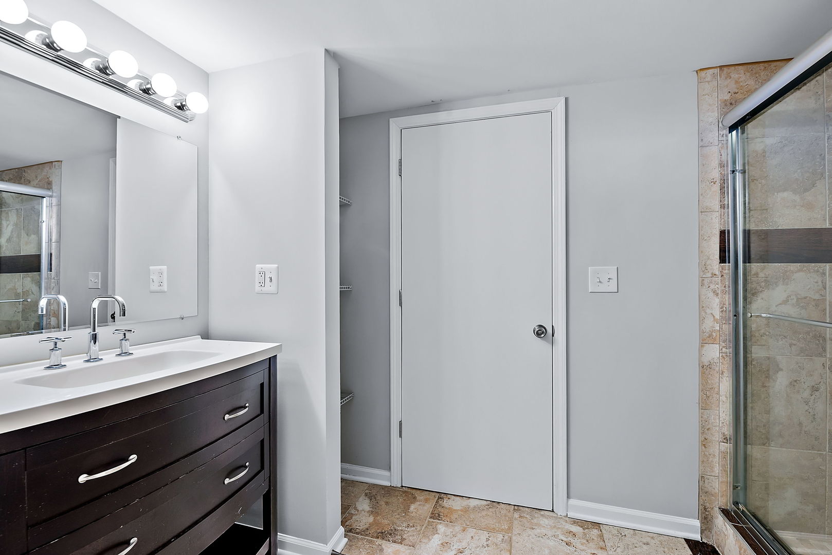 2327 5th Avenue North Riverside, IL 60546 - Photo 20 of 23 Gallery Image 20