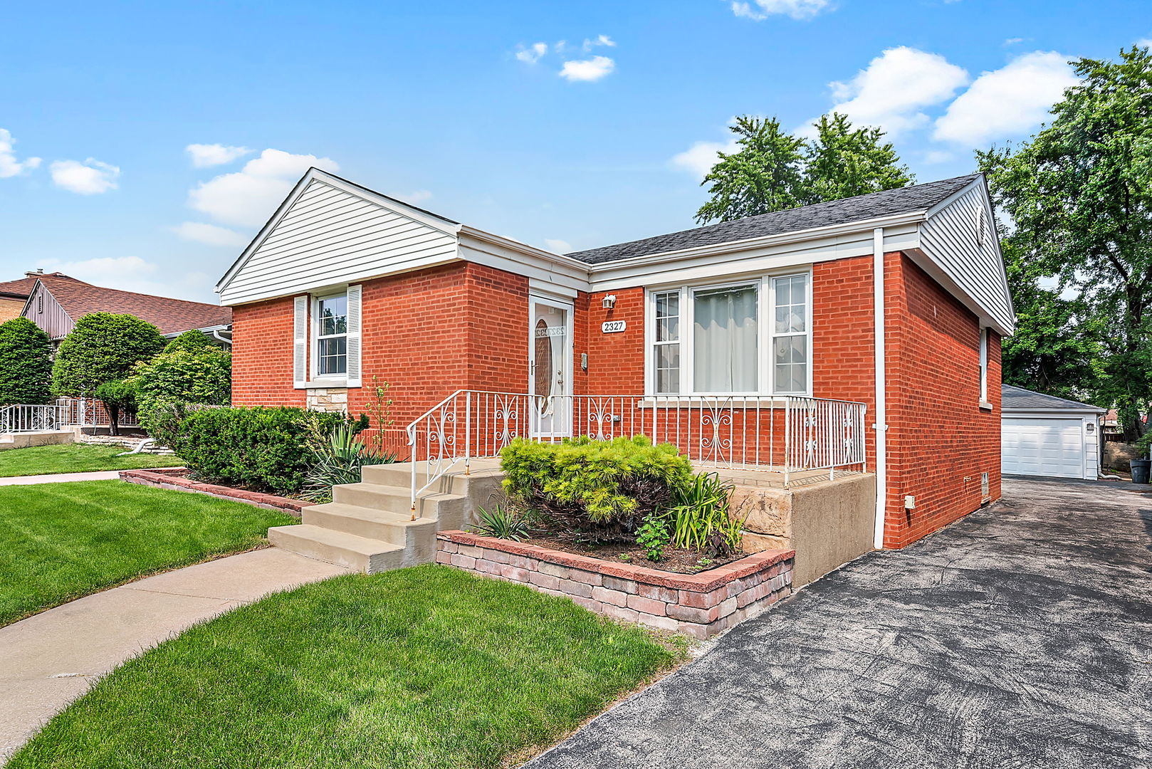 2327 5th Avenue North Riverside, IL 60546 - Photo 22 of 23 Gallery Image 22