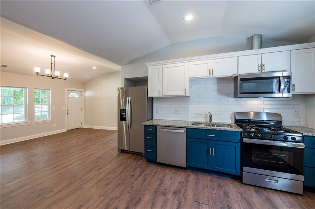 331 Camilla Circle Southwest Mableton, GA 30126 - Photo 6 of 20