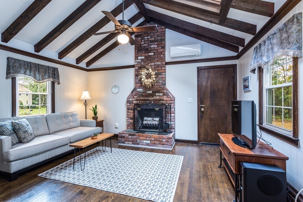 1 Warwick Road Franklin, MA 02038 - Photo 12 of 34 Gallery Image 12