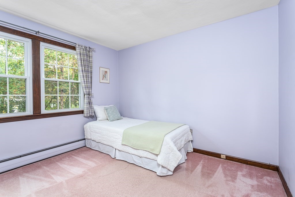 1 Warwick Road Franklin, MA 02038 - Photo 23 of 34 Gallery Image 23