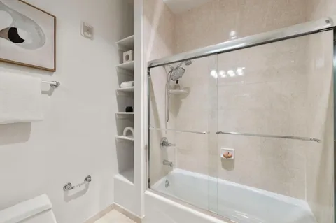 $1,465,000 | 107 El Camino Real, Unit 104, Burlingame, CA 94010