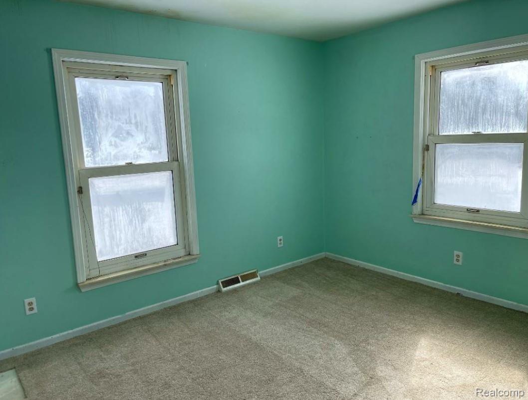 9526 Godfrey Road Bancroft, MI 48414 - Photo 8 of 13 6.jpg