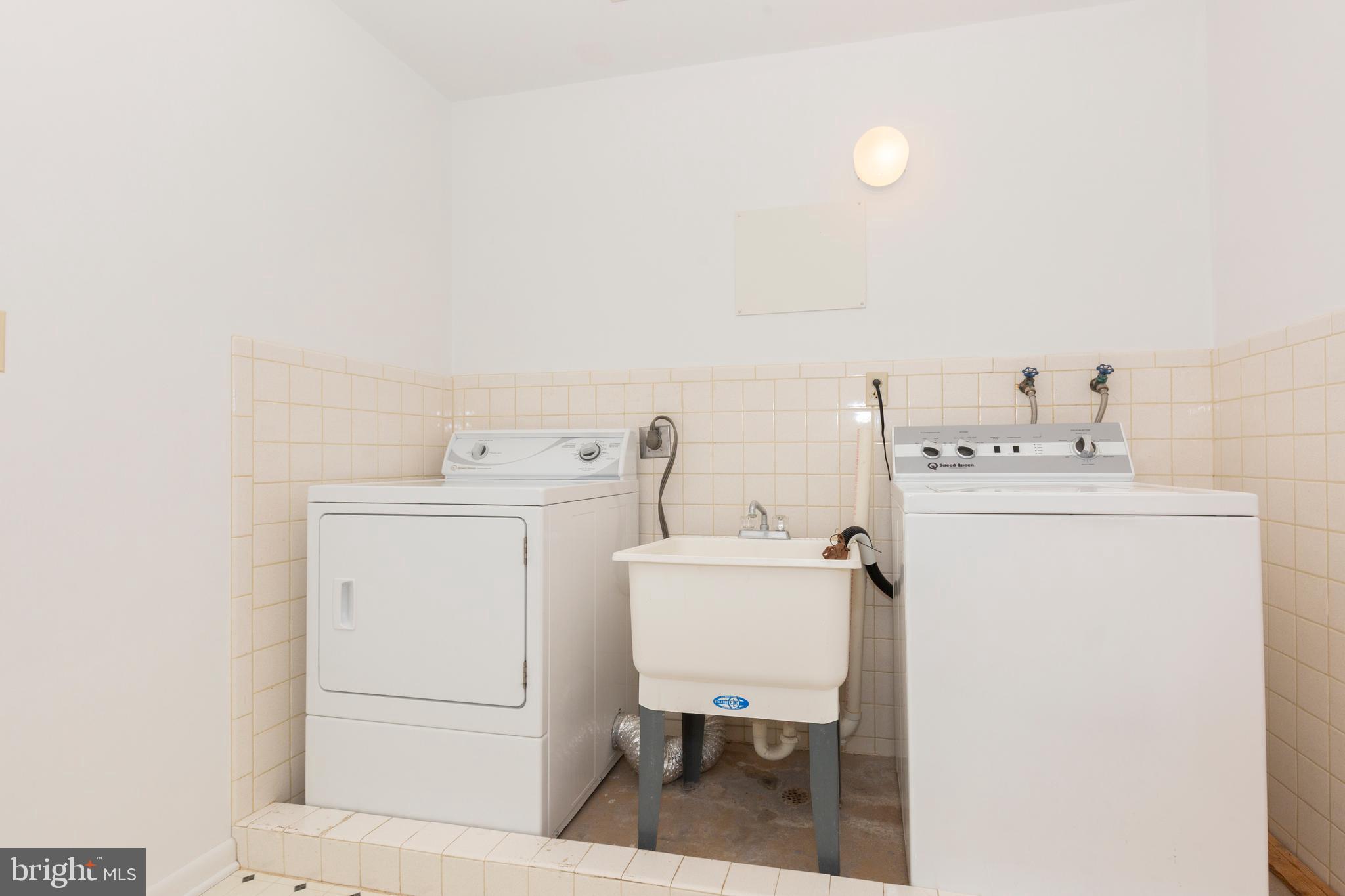 1722 Emory Road Reisterstown, MD 21136 - Photo 18 of 53 Main level laundry