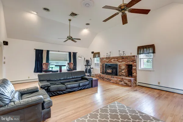 $719,900 | 1722 Emory Road, Reisterstown, MD 21136