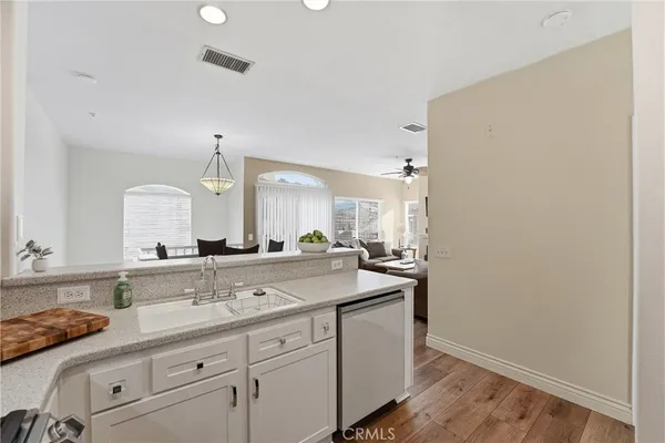 $697,000 | 27 Vía Barcelona, Rancho Santa Margarita, CA 92688