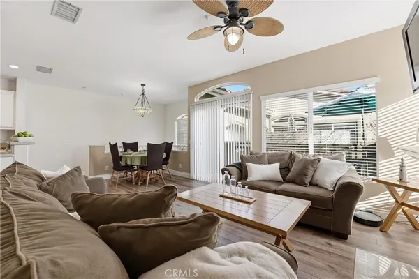 $697,000 | 27 Vía Barcelona, Rancho Santa Margarita, CA 92688