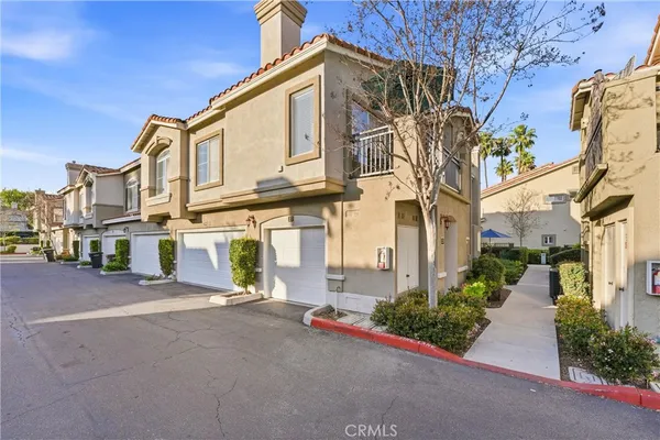 $697,000 | 27 Vía Barcelona, Rancho Santa Margarita, CA 92688
