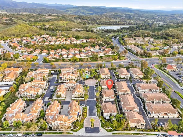 $697,000 | 27 Vía Barcelona, Rancho Santa Margarita, CA 92688