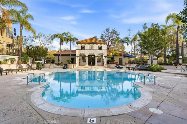 $697,000 | 27 Vía Barcelona, Rancho Santa Margarita, CA 92688