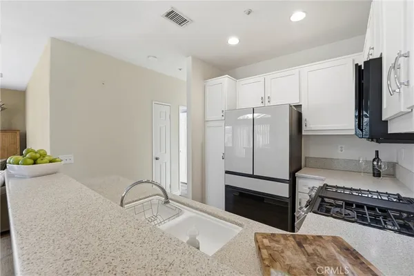 $697,000 | 27 Vía Barcelona, Rancho Santa Margarita, CA 92688