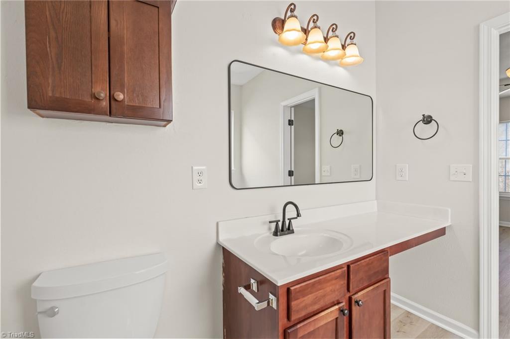 818 Hedgepath Terrace High Point, NC 27265 - Photo 26 of 47 Gallery Image 26