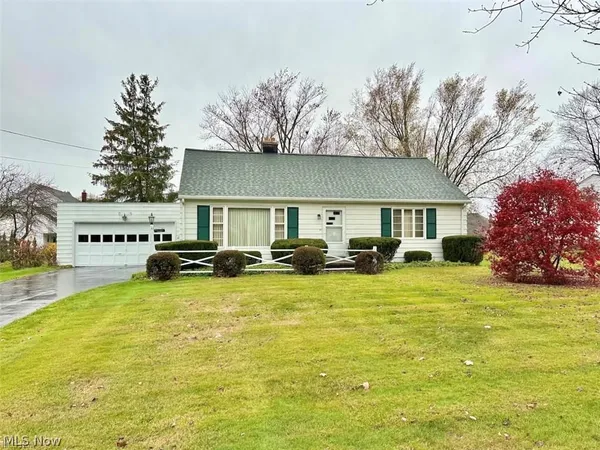 $2,400 | 5090 Lake Vista Drive, Solon, OH 44139