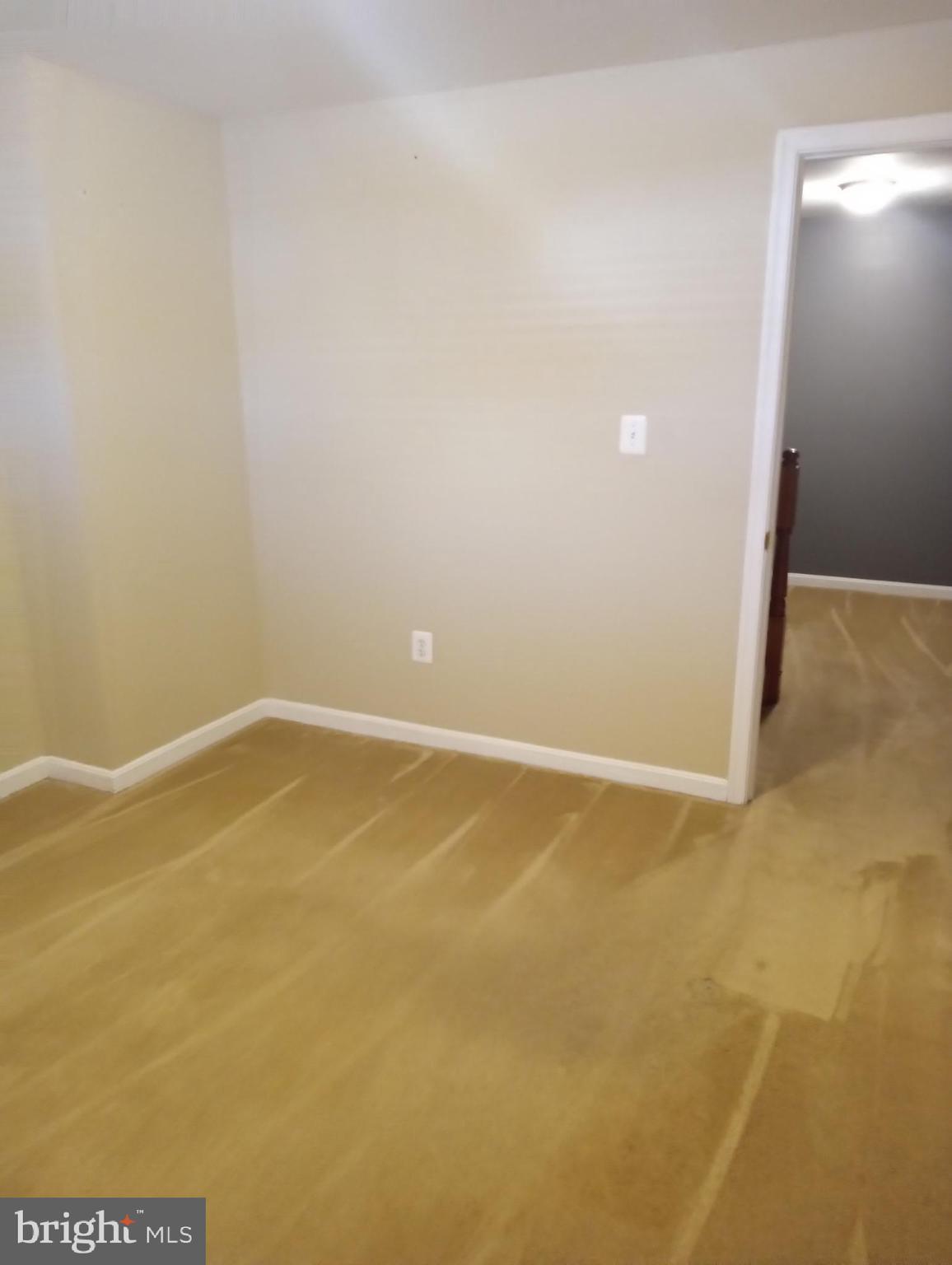 4023 Paige View Road Randallstown, MD 21133 - Photo 11 of 64